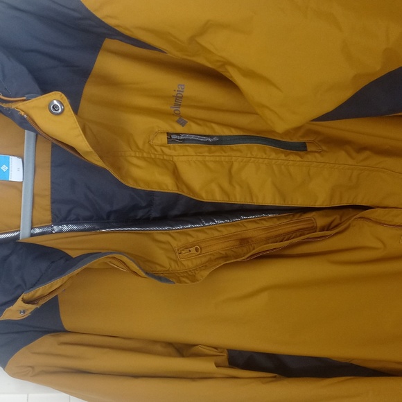 Columbia Tipton Peak Insulated Jacket - Picture 9 of 11